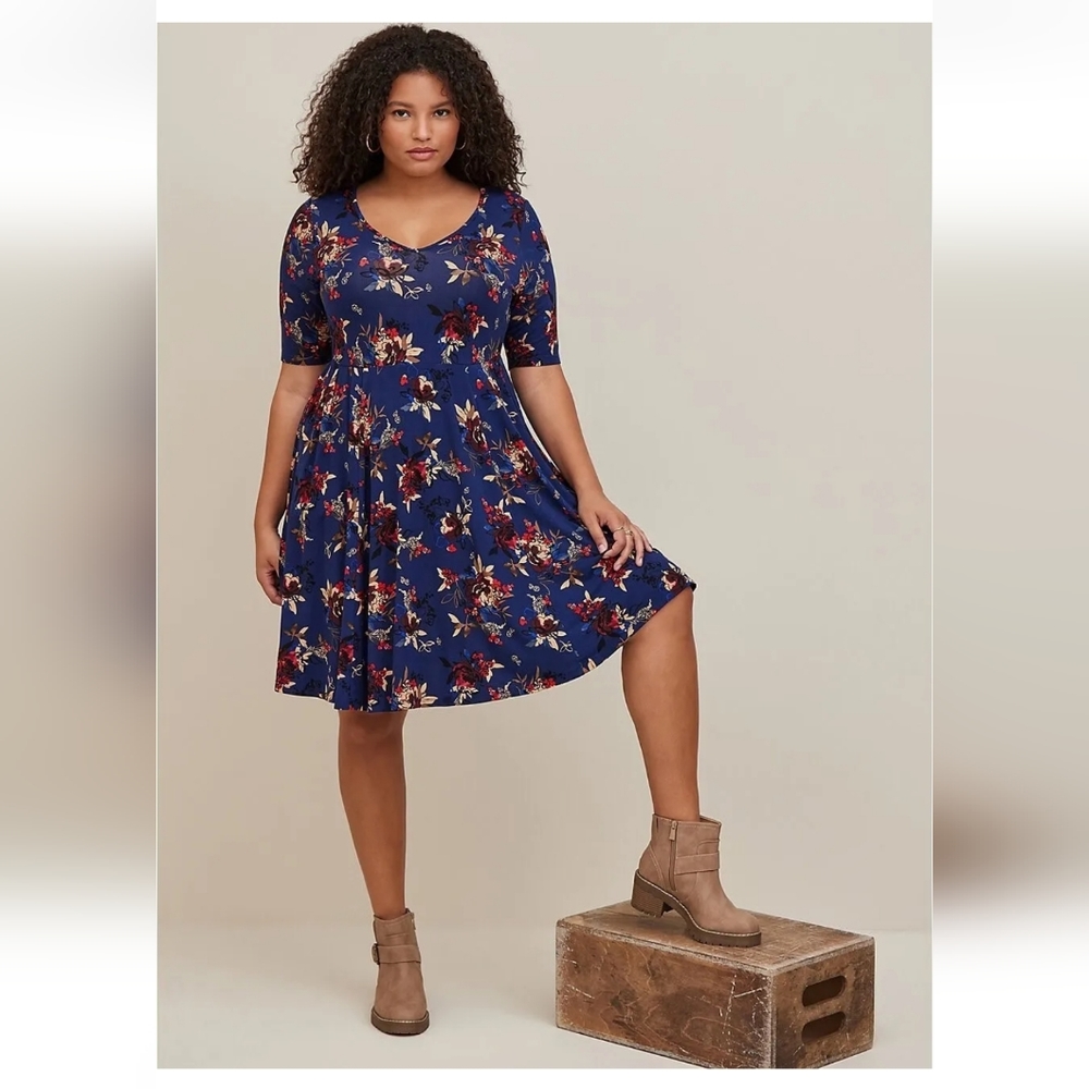 NWOT Torrid Dress, Blue Floral 1X